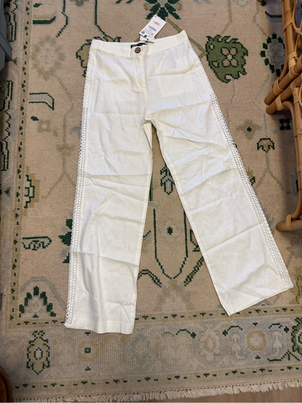 Zara Cream Wide-Leg Jeans with Lace Side Trim